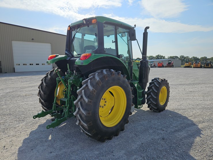 2018-john-deere-6120m-image-16
