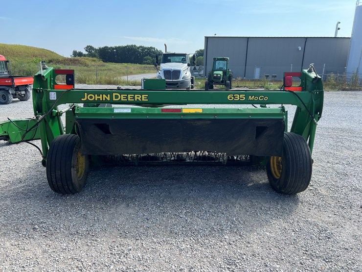 2015-john-deere-635-image-5