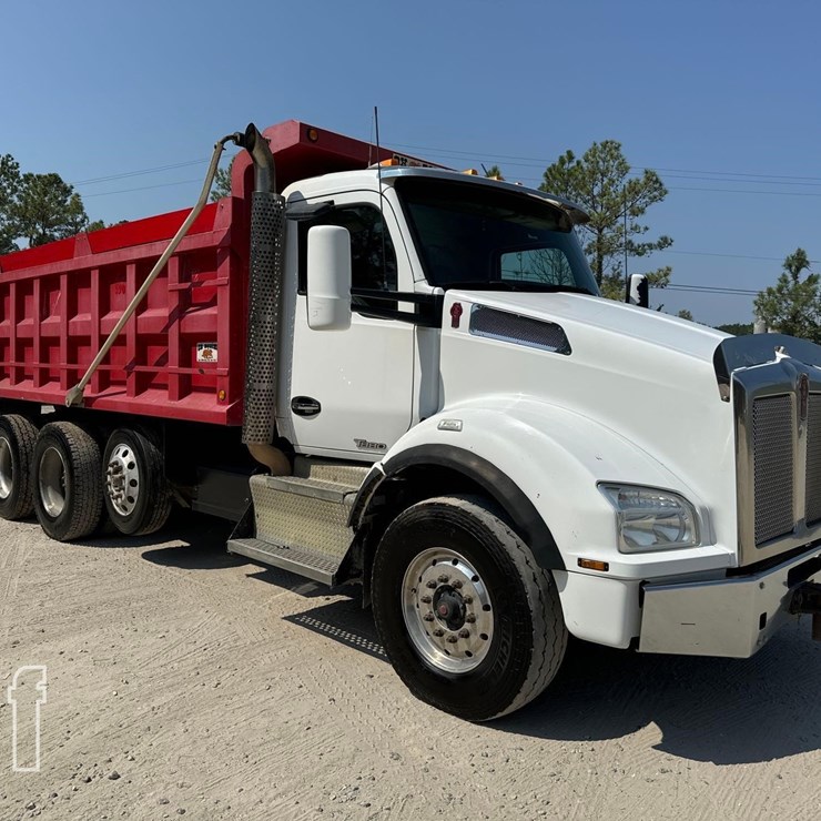 2016 KENWORTH T880