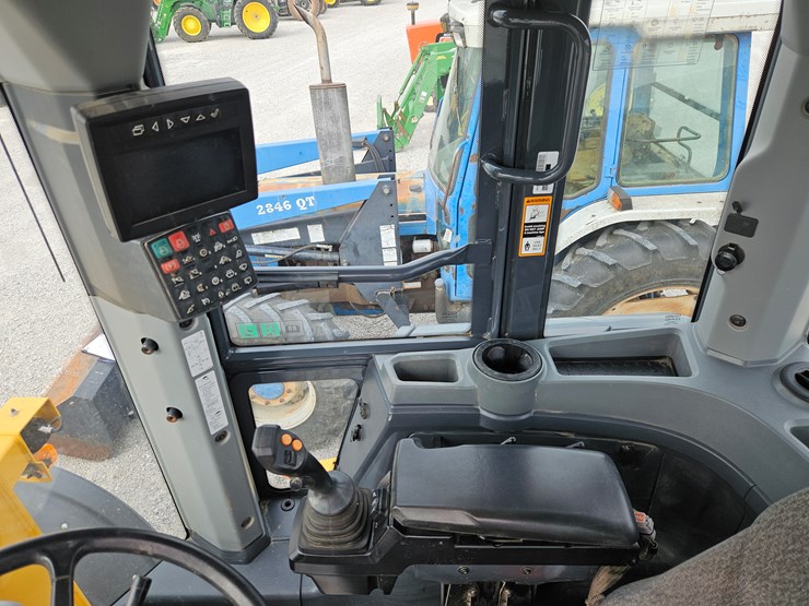 deere-524p-image-13