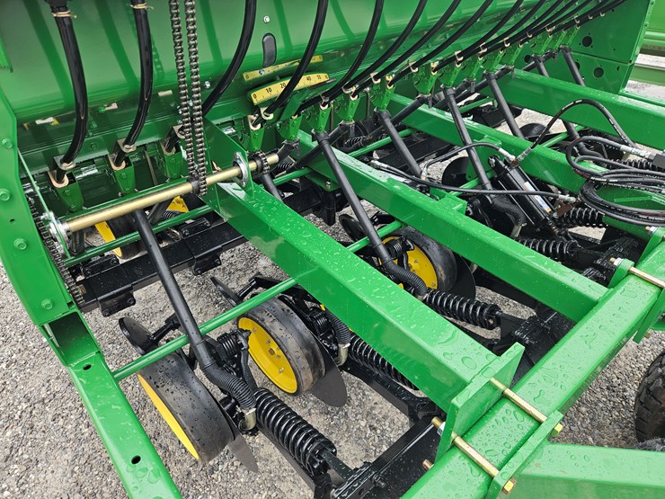 1997-john-deere-750-image-13