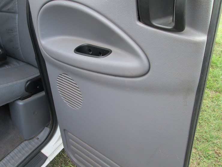 1998-dodge-3500-image-17