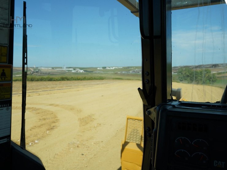 2007-caterpillar-d6n-lgp-image-25