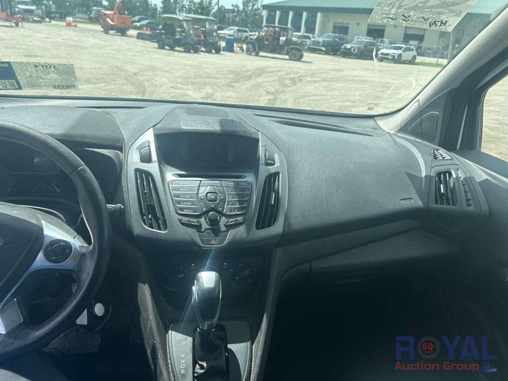 2017-ford-transit-connect-image-10