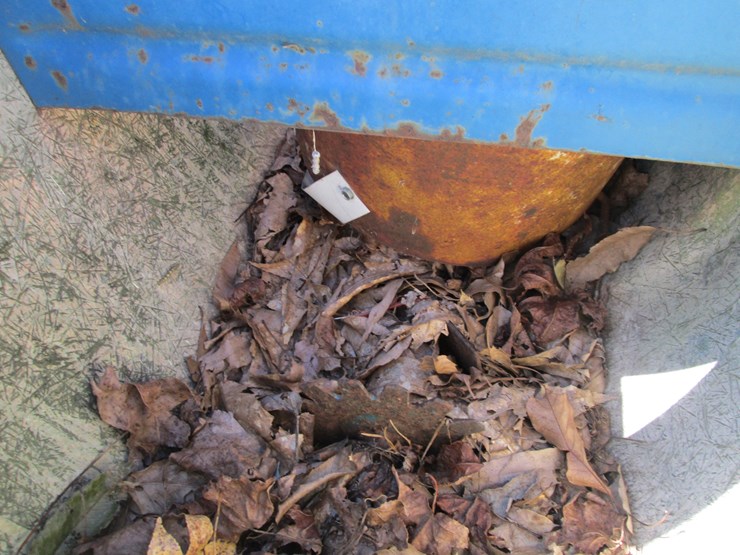 #29515-•-ford-2-row-planter-image-9