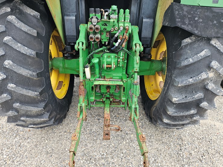 john-deere-6310-image-18