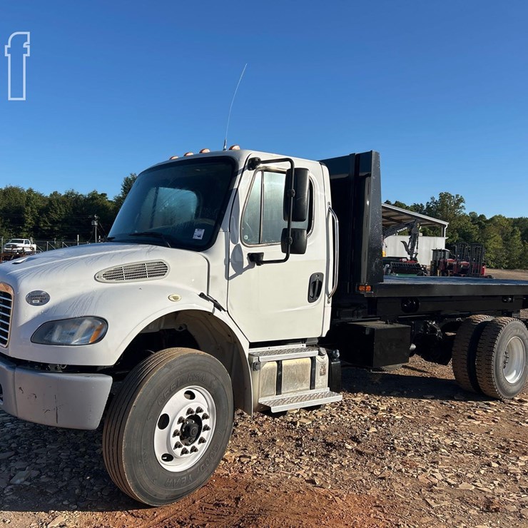 2018 FREIGHTLINER BUSINESS CLASS M2 106