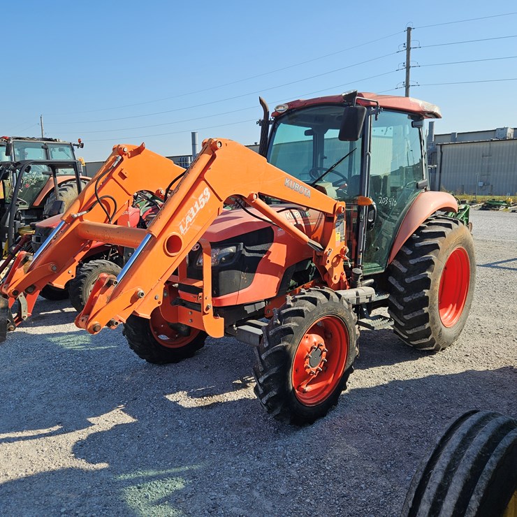 2010 KUBOTA M7040
