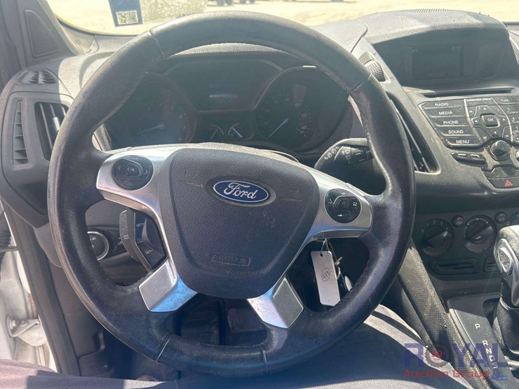 2017-ford-transit-connect-image-12