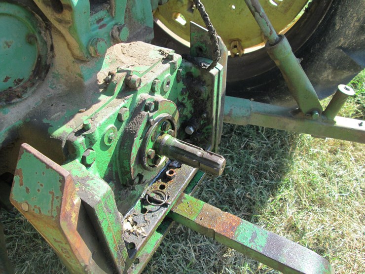 1963-john-deere-3010-image-7