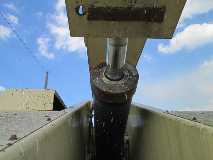 2000-jlg-120sxj-image-32