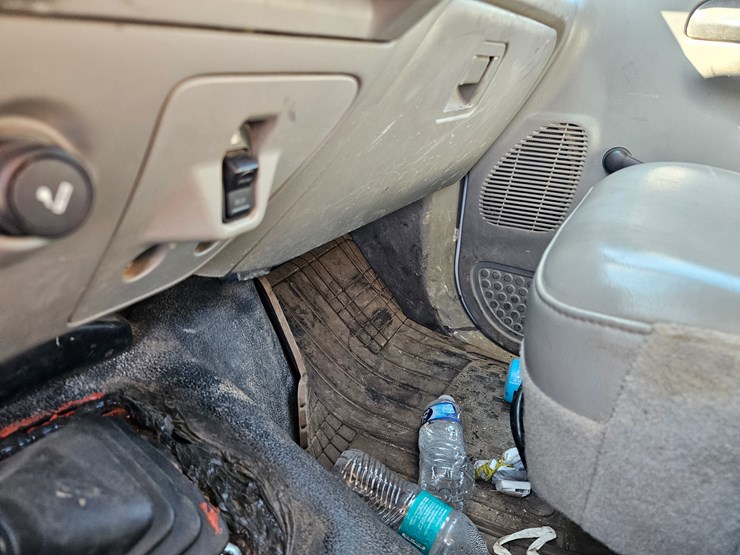 2006-ford-f350-image-39