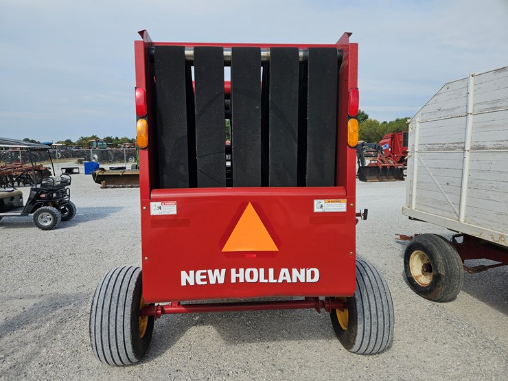 2019-new-holland-450-image-10