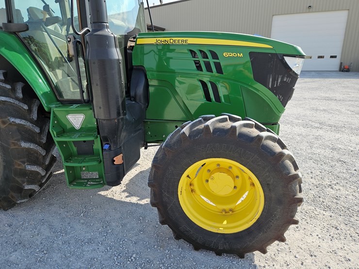 2018-john-deere-6120m-image-17