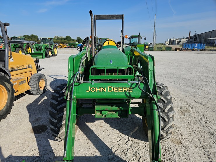 2004-john-deere-6320-image-4