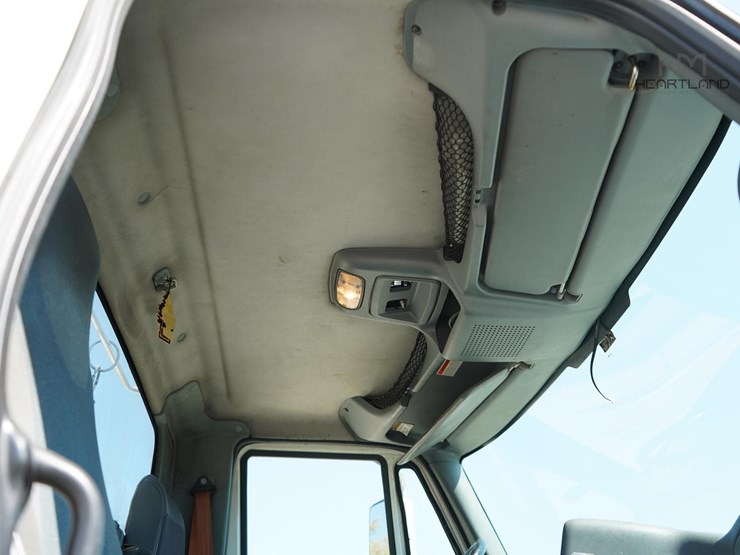 2007-international-transtar-8600-image-39