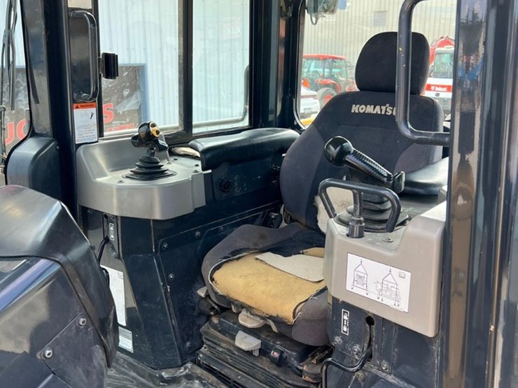 2017-komatsu-d51px-24-image-29