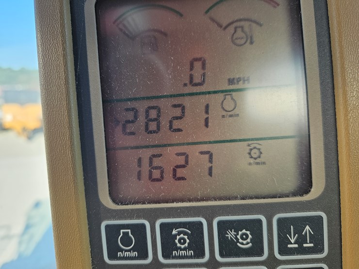 2005-john-deere-9860-sts-image-13