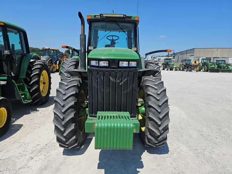 1995-john-deere-8300-image-2