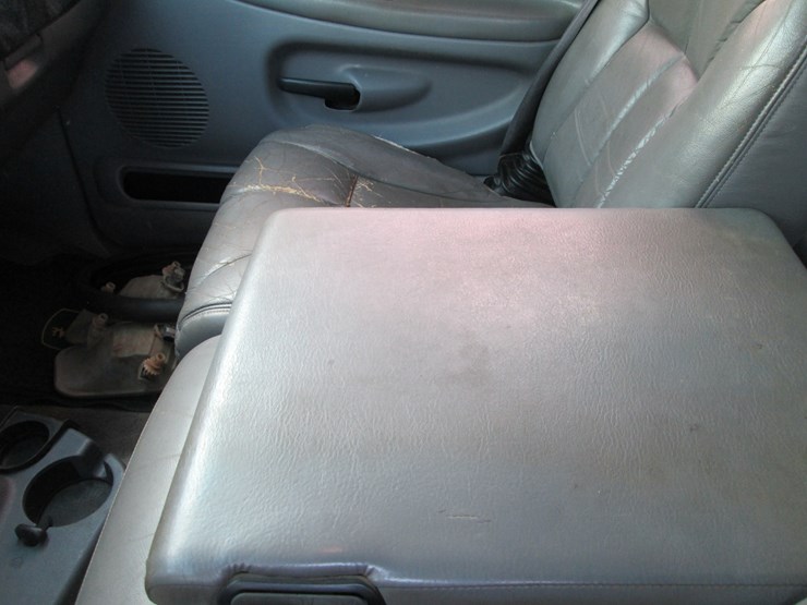 1998-dodge-3500-image-24