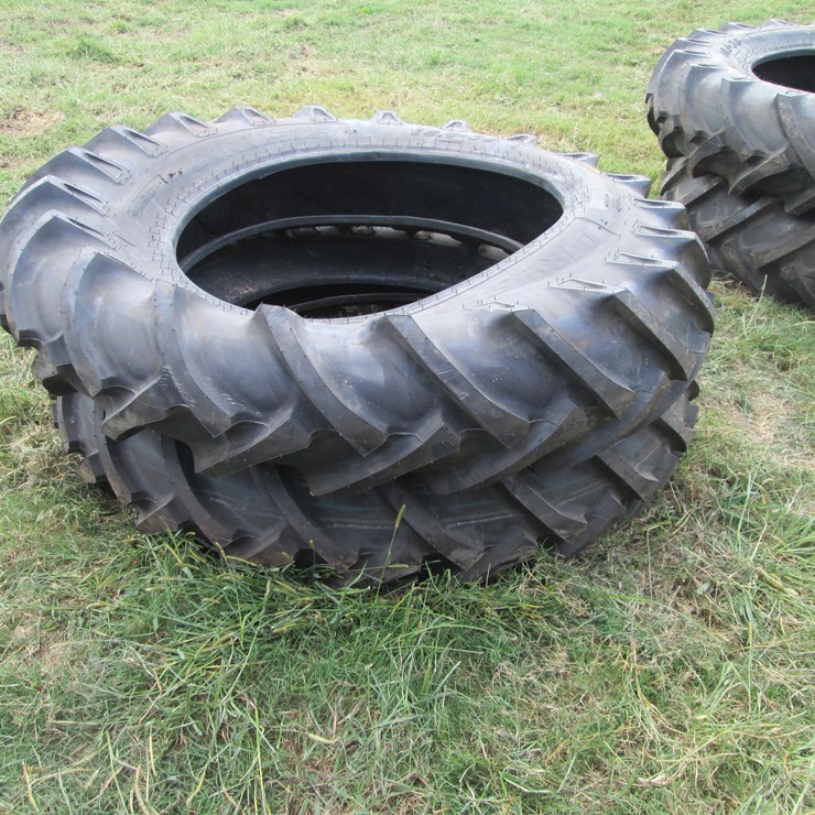 #29233 • Lot of (2) Unused Carlisle 18.4-38 Tractor Tires
