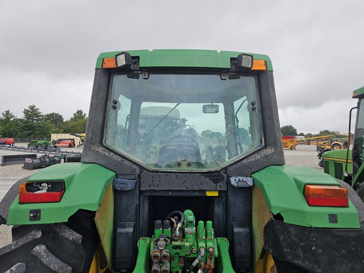 john-deere-6310-image-17