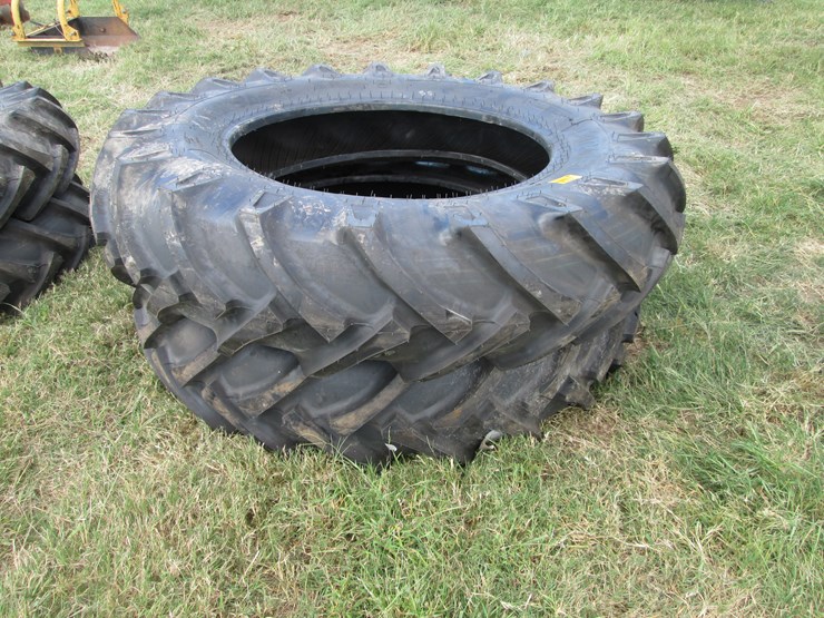 #29234-•-lot-of-(2)-unused-carlisle-18.4-38-tractor-tires-image-2