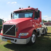 2011 VOLVO ACL64