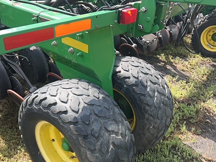 john-deere-1890-image-81