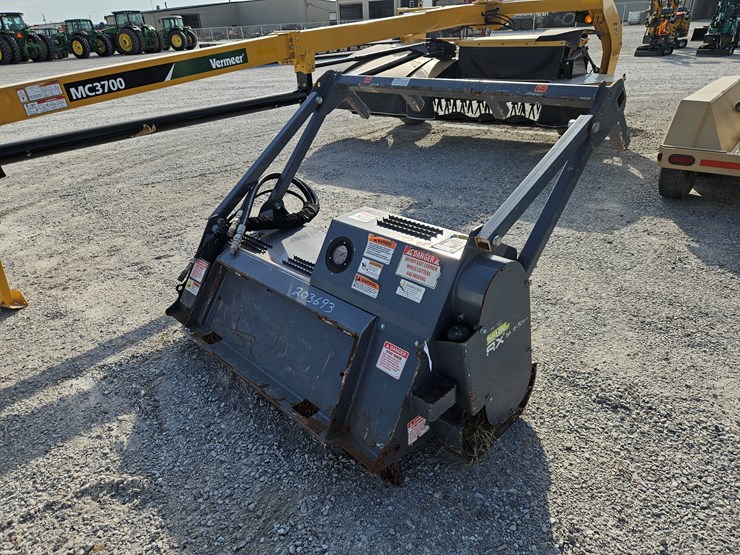 #203693-•-loftness-61bsh-mulcher-image-2