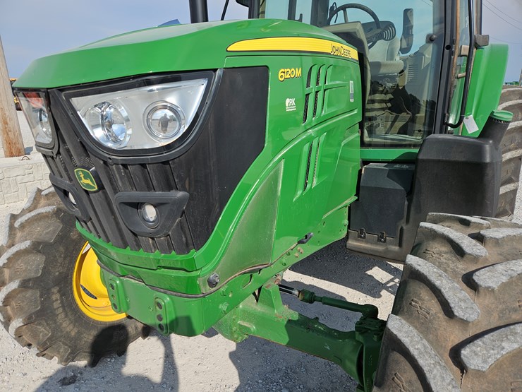 2018-john-deere-6120m-image-3