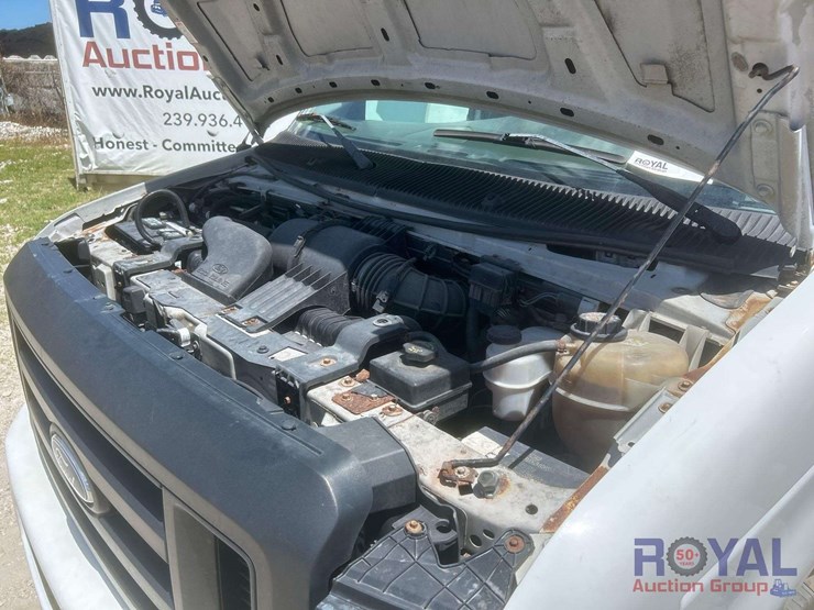 2008-ford-e350-image-7