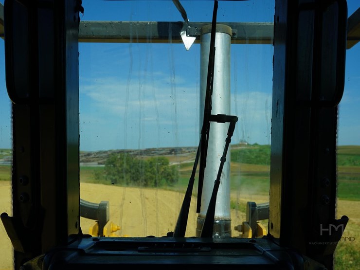 2007-caterpillar-d6n-lgp-image-24