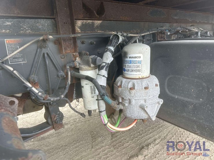 2016-kenworth-k270-image-12