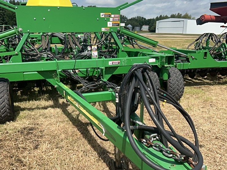 john-deere-1890-image-25