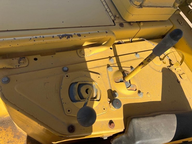 1986-caterpillar-d6h-image-33