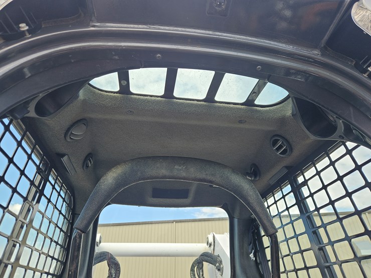 2020-bobcat-t870-image-8