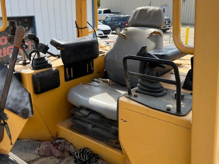 deere-750c-image-29