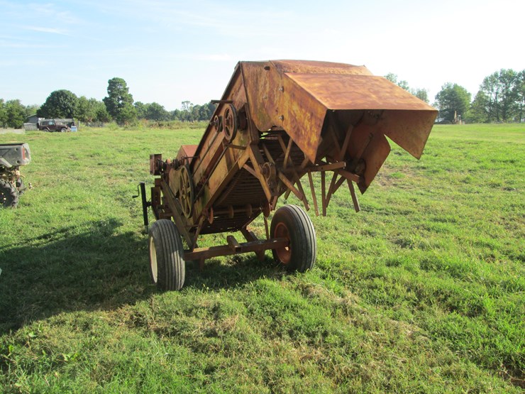 #29505-•-bermuda-king-8320-sprig-harvester-4167-image-4