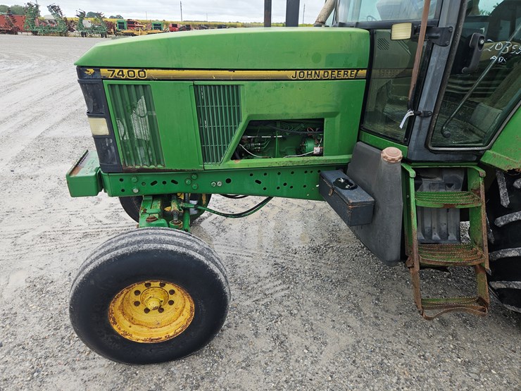 1996-john-deere-7400-image-3