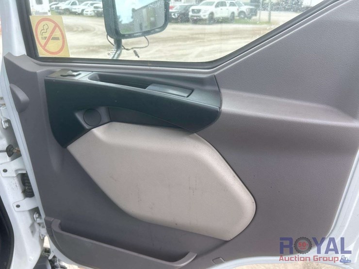 2016-kenworth-k270-image-14