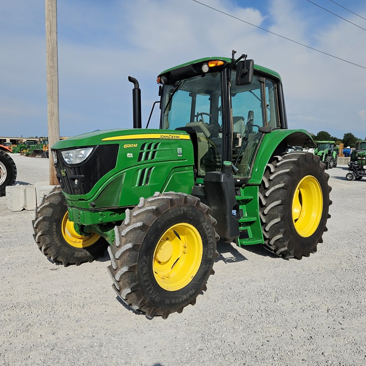 2018 JOHN DEERE 6120M