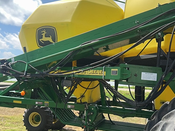 john-deere-1890-image-145