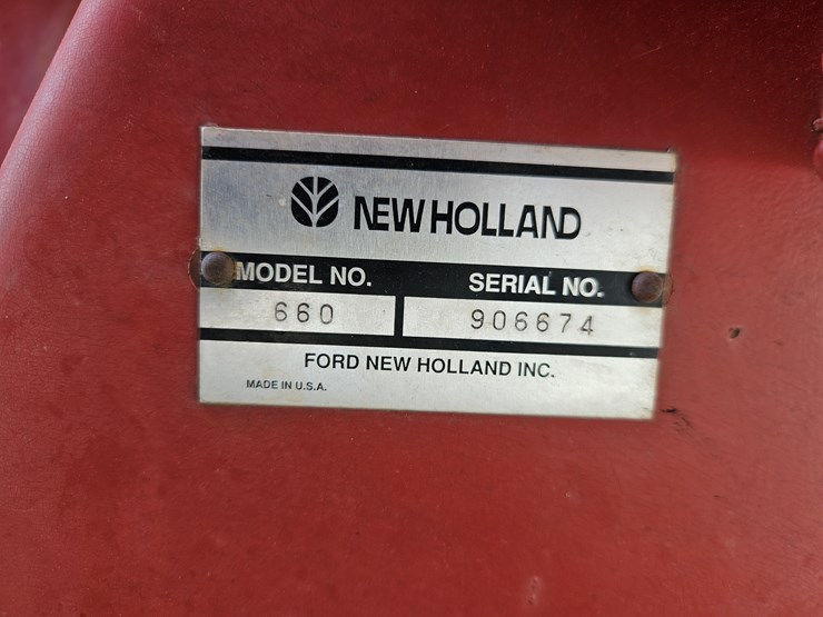 new-holland-660-image-10