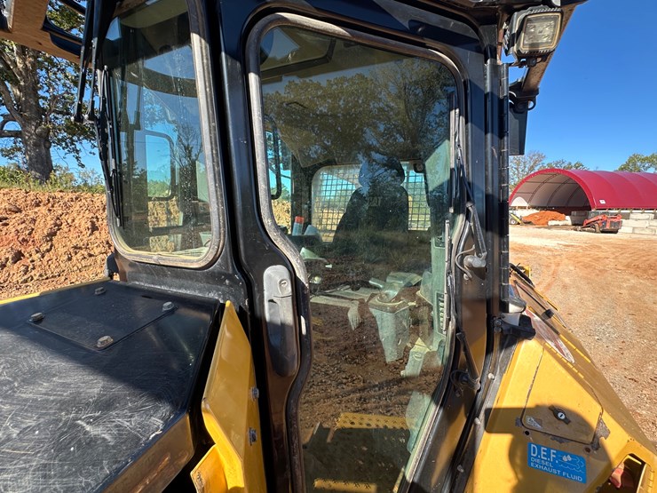 caterpillar-d5-lgp-image-39