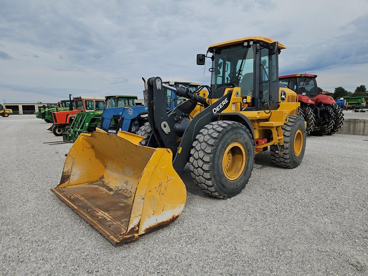 deere-524p-image-1