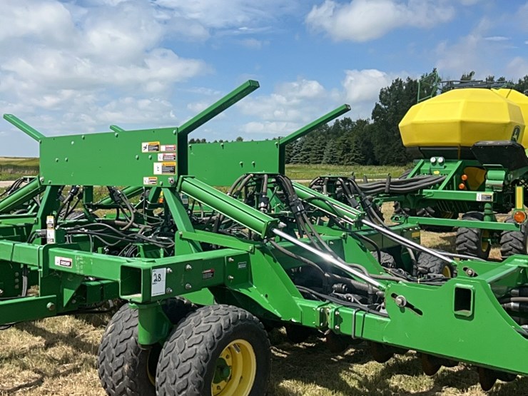 john-deere-1890-image-33