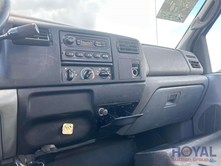 2003-ford-f750-image-12