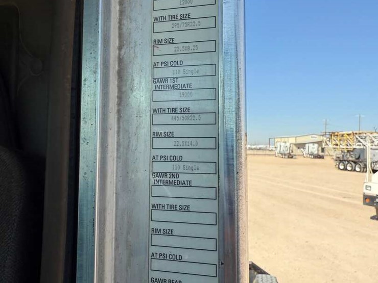 2013-kenworth-t660-image-16