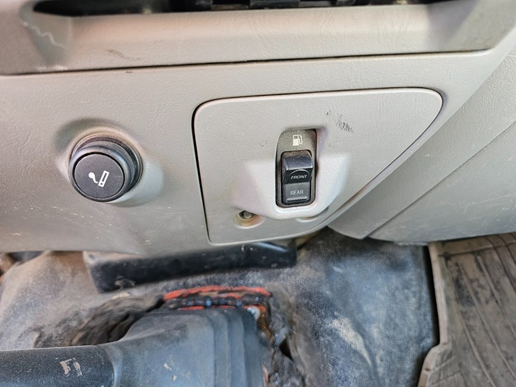 2006-ford-f350-image-52